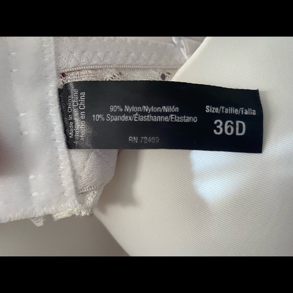 🛍️Set of 2 Rene Rofe bras - Picture 4 of 4